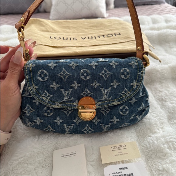Louis Vuitton Denim Mini Pleaty - Picture 2 of 16